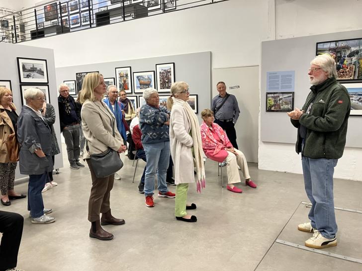 Beim Besuch der Ausstellung