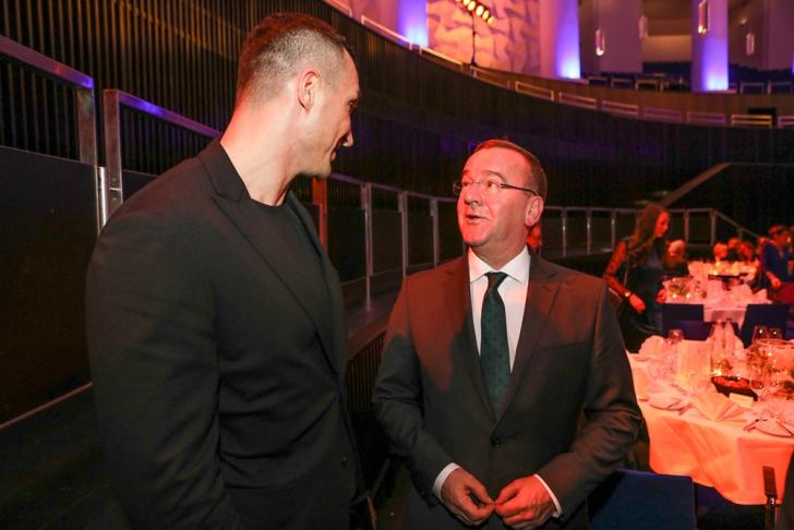 Wladimir Klitschko im Gespräch mit Innenminister Boris Pistorius