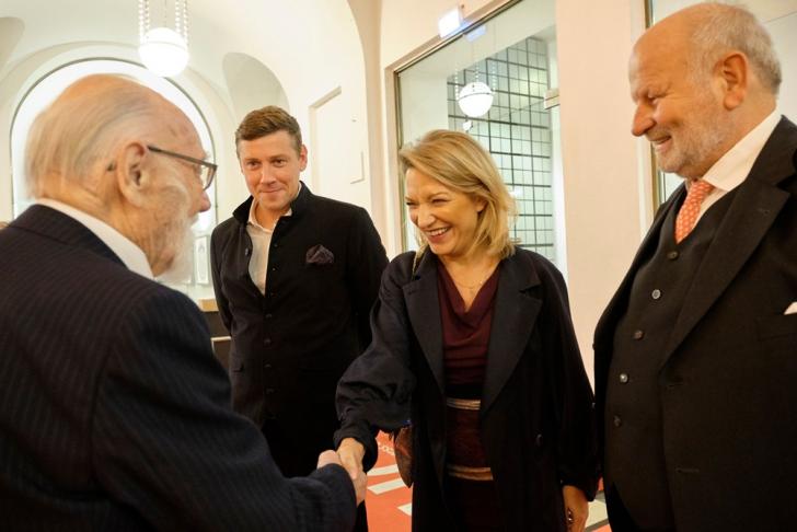 Ankunft der Preisträgerin im Hannover Congress Centrum