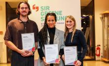 Lenny Steinhauer, Olivia Samnick und Carmen Maiwald (von links) wurden 2024 ausgezeichnet